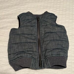 Old Navy 12-18 months chambray blue vest with fleece lining A1